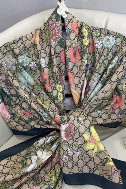 Gucci Çiçek Desen Pamuk Soft Şal 65355 - Latte
