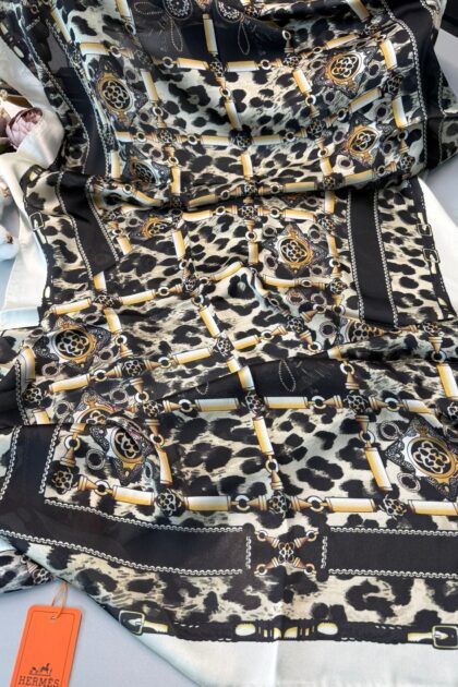 Hermes Leopar Çift Taradlı Vual İpek Şal 11143 - Latte