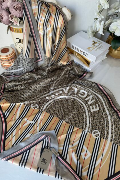 Burberry Çift Taraflı İthal Vual İpel Şal 78631 - Asker Yeşili