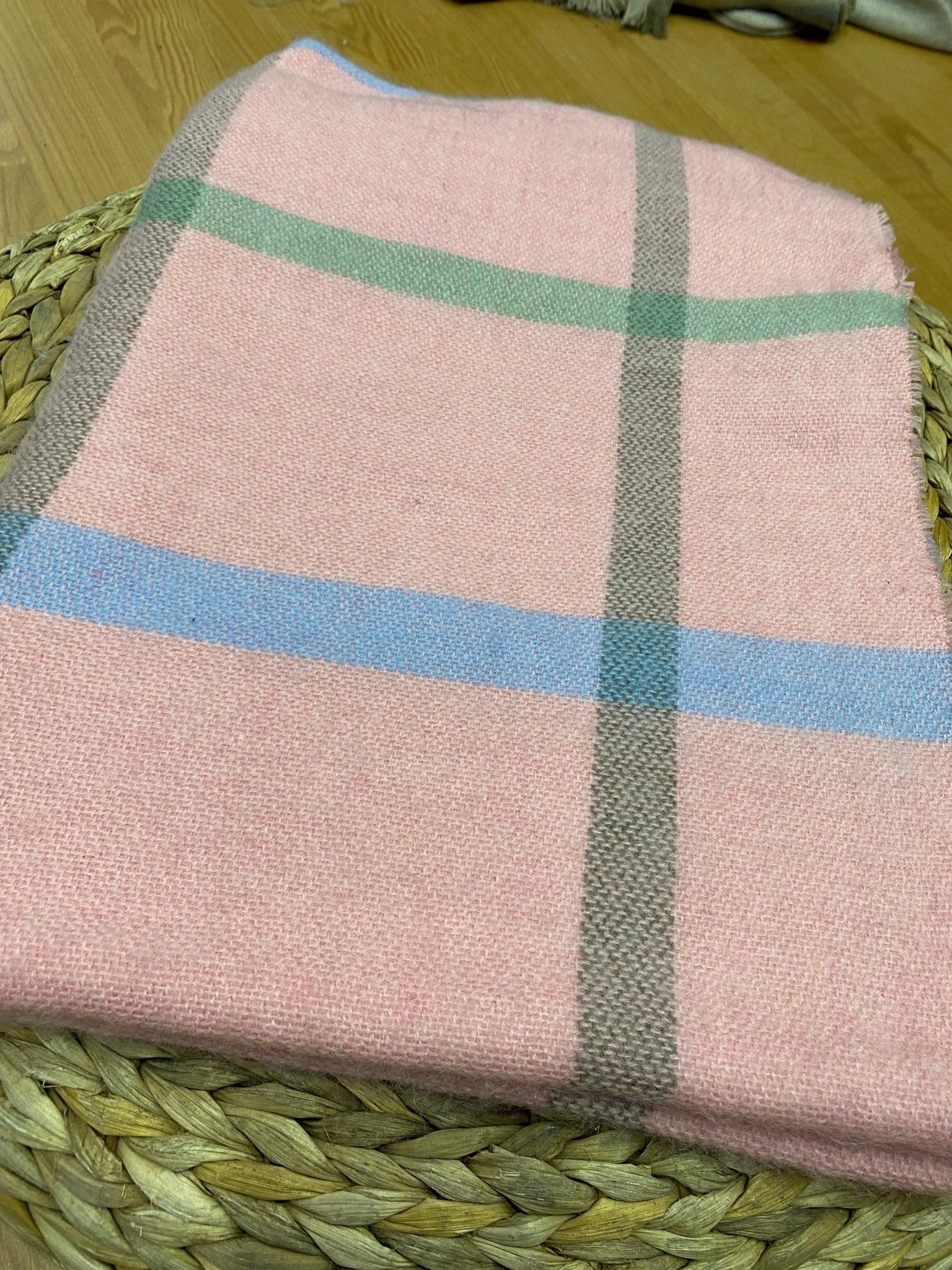 Çift Taraflı Yumuşak Dokulu Triko Örgü Şal & Atkı - Pembe - Organic ScarfsOrganic Scarfs