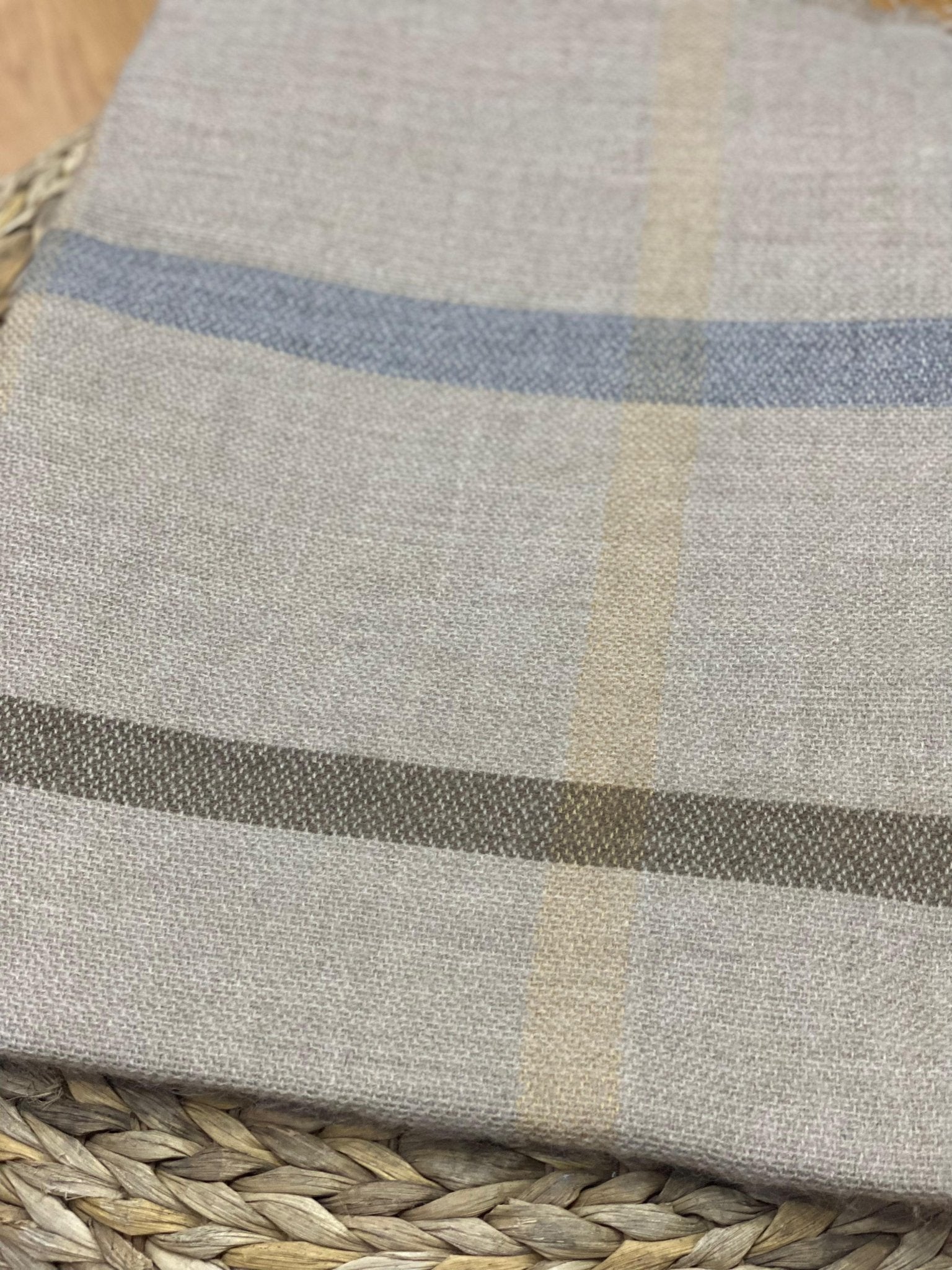 Çift Taraflı Yumuşak Dokulu Triko Örgü Şal & Atkı - Vizon - Organic ScarfsOrganic Scarfs