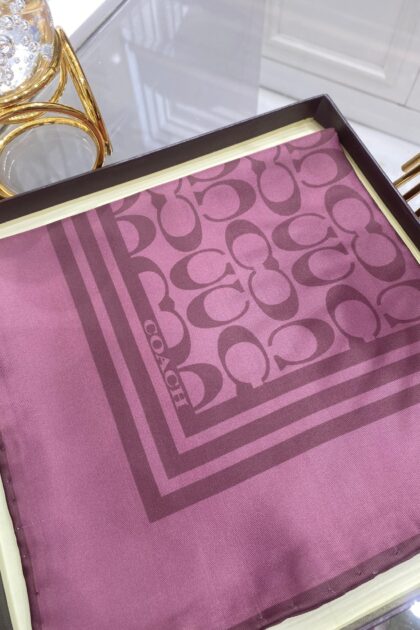 Coach Desen Twill İpek Eşarp - Gül Kurusu - Organic ScarfsOrganic Scarfs