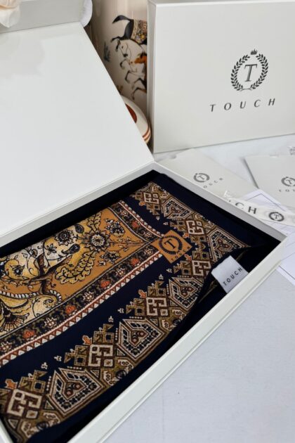 Touch İthal Etnik Desen Yün İpek Şal-34770 - Gold Lacivert