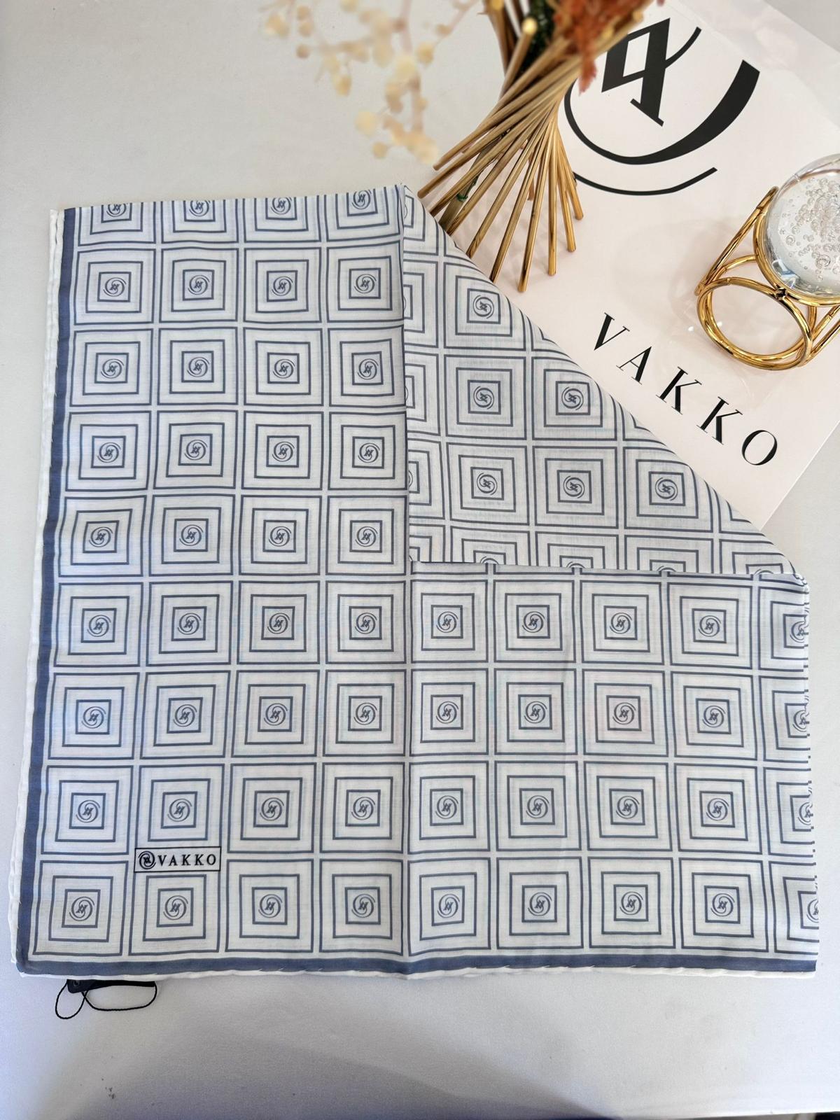 Vakko Kare Desen Pamuk Soft Eşarp 610144 - Gümüş