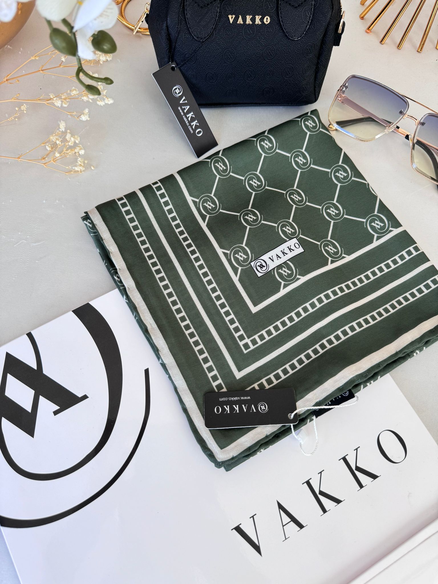 Vakko Monogram Desen Pamuk Soft Eşarp 21510 - Haki