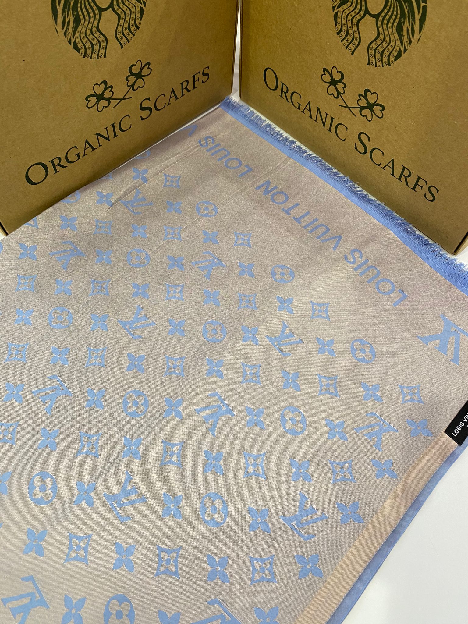 Lv Desenli İthal Pamuk Jakar Eşarp - Gri- Mavi - Organic ScarfsOrganic Scarfs