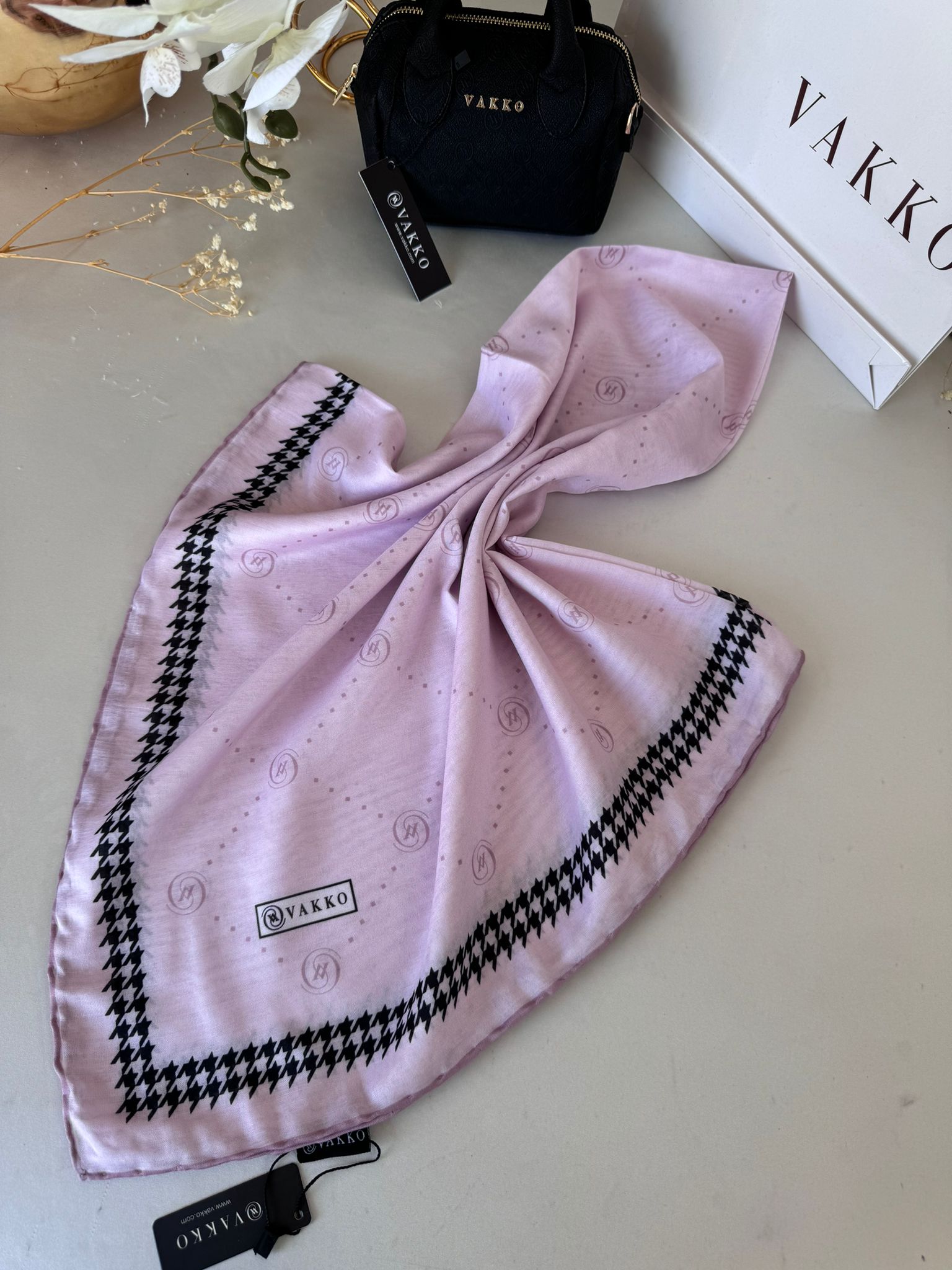 Vakko Kazayağı Desen Pamuk Soft Eşarp 36589 - Pudra