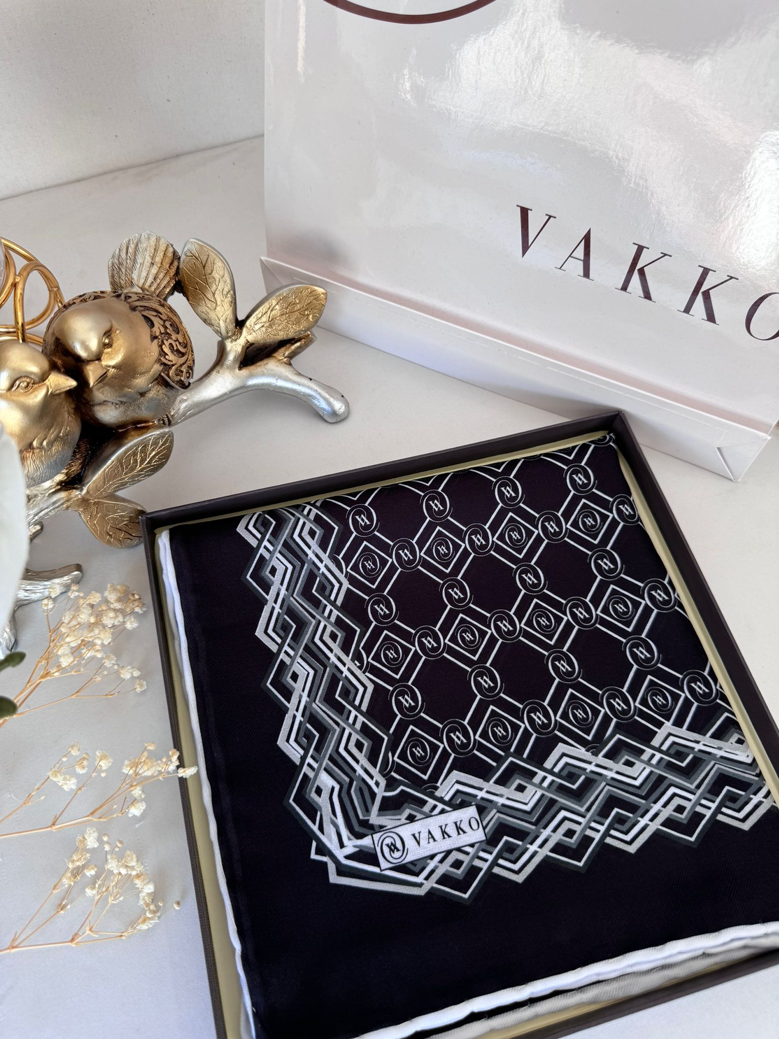 Vakko Şerit Desen Pamuk Soft Eşarp 14589 - Siyah
