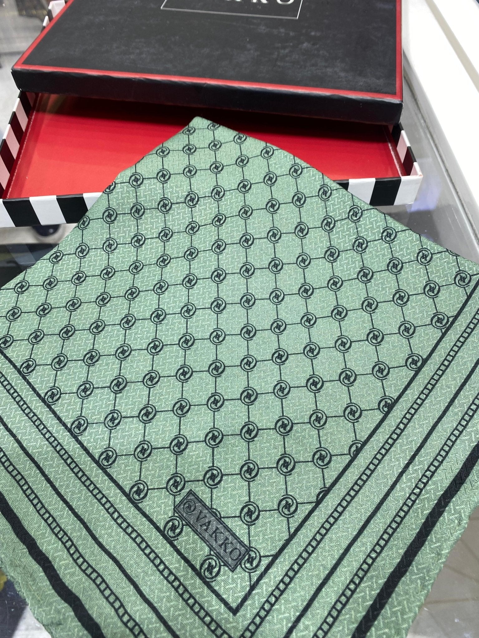 Vakko Desen Keten İpek Eşarp - Yeşil - Organic ScarfsOrganic Scarfs